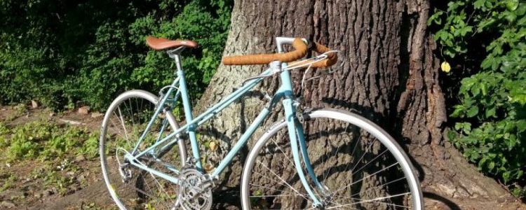 Vintage Rennrad Peugeot Carbolite Seitenansicht