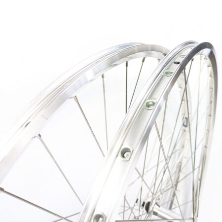 Laufradsatz 28 Zoll für Vintage Tourenräder Silber poliert 122-126 mm